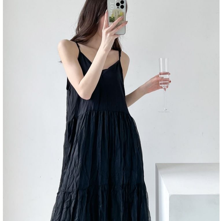 Crinkle Panel Spaghetti Strap V-Neck Maxi A-Line Dress