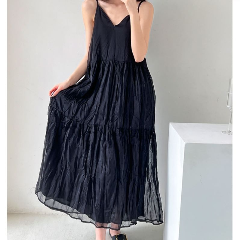 Crinkle Panel Spaghetti Strap V-Neck Maxi A-Line Dress