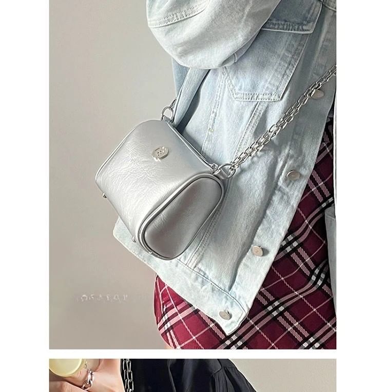 Chain Strap Faux Leather Shoulder Bag