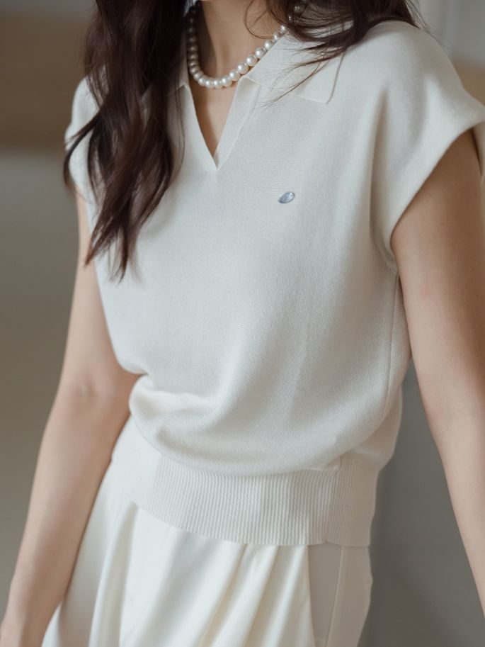 V-Neck Cap-Sleeve Plain Collared Crop Top Knit