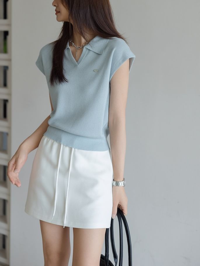 V-Neck Cap-Sleeve Plain Collared Crop Top Knit
