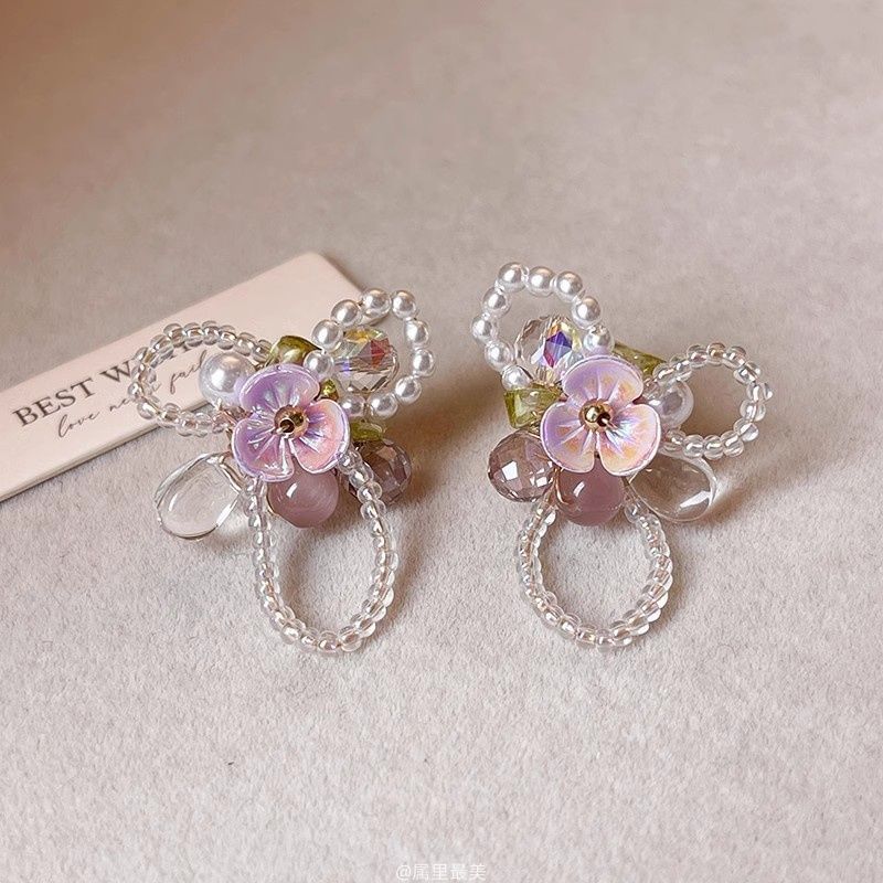Beaded Floral Stud Earring