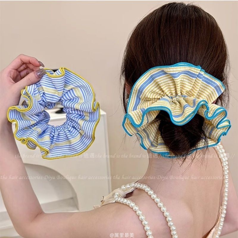 Ruffled Scrunchie Striped