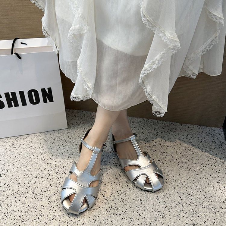 Cut Sandals Gladiator Low