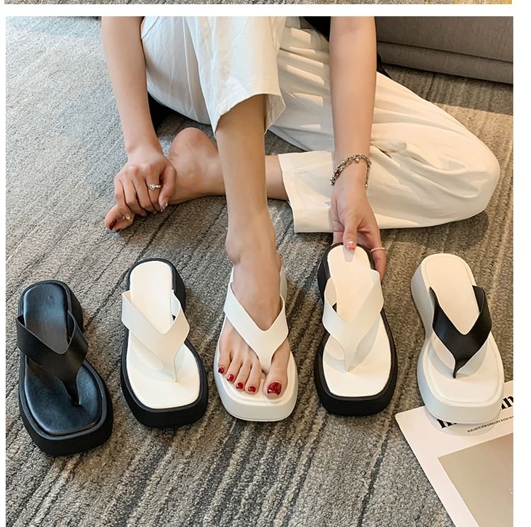 Platform Faux Flip-Flops Leather