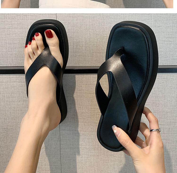 Platform Faux Flip-Flops Leather