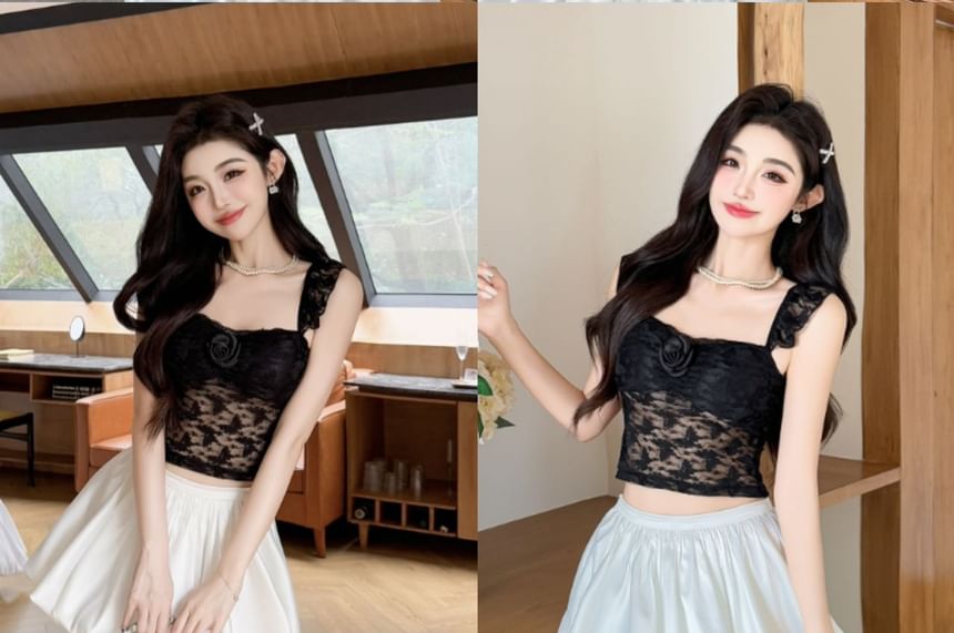 Sleeveless Lace Crop Top