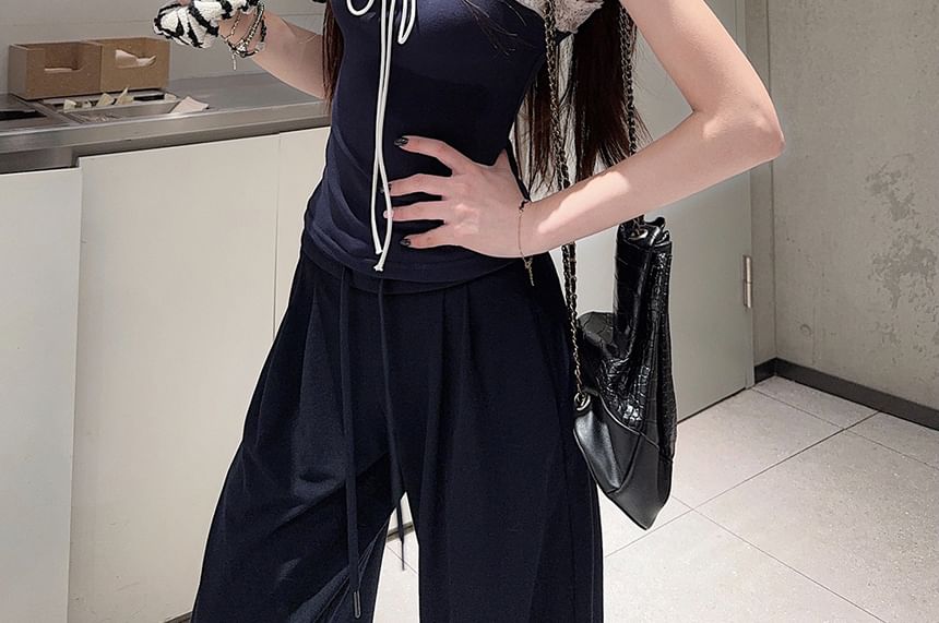 Cap Sleeve Square Neck Lace Panel Crop Top