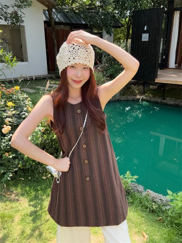 Striped Button-Up Sleeveless Top / High Rise Lace Wide Leg Pants