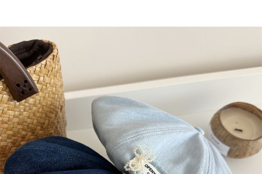 Beret Denim Lettering