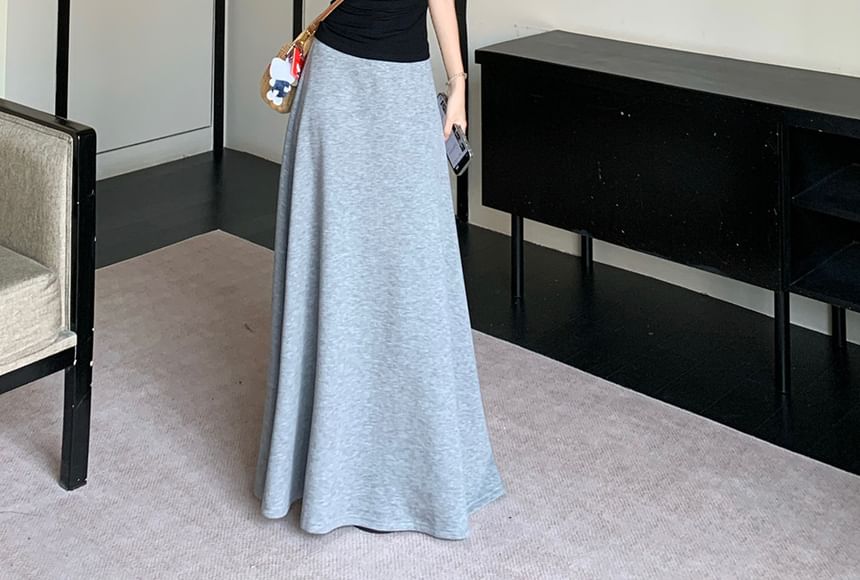 Crew Neck Tee & Elastic Waist Maxi Skirt Set