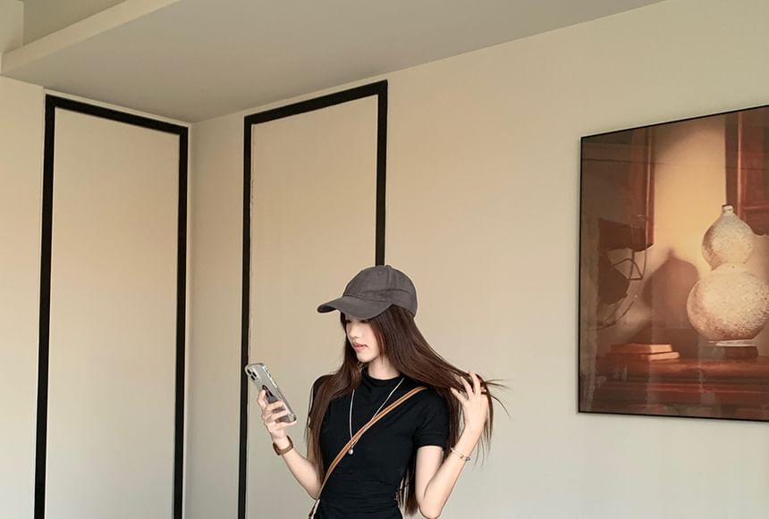 Crew Neck Tee & Elastic Waist Maxi Skirt Set