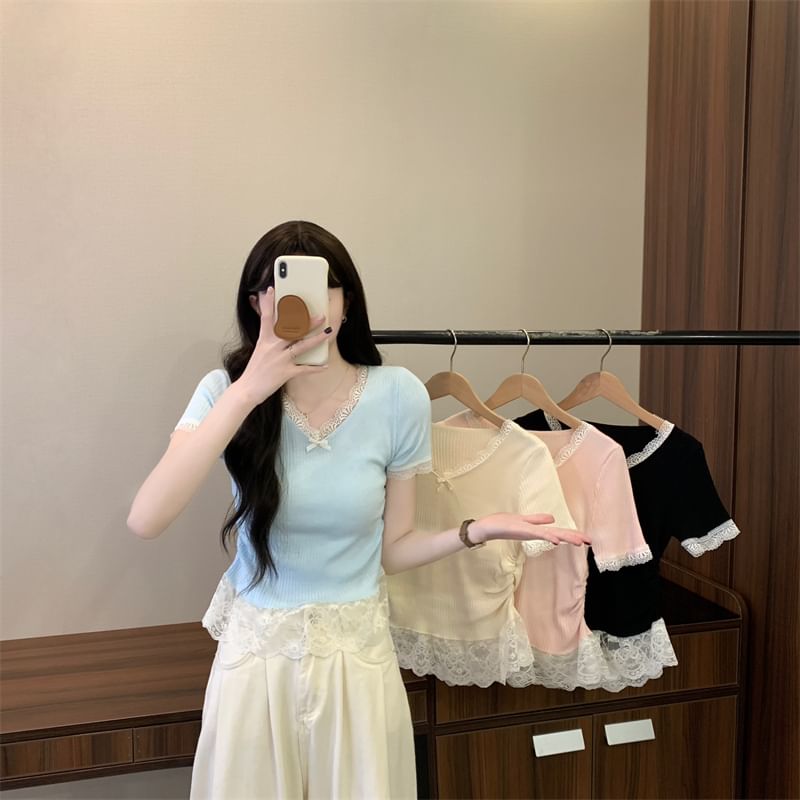 V-Neck Short Sleeve Lace Trim T-Shirt