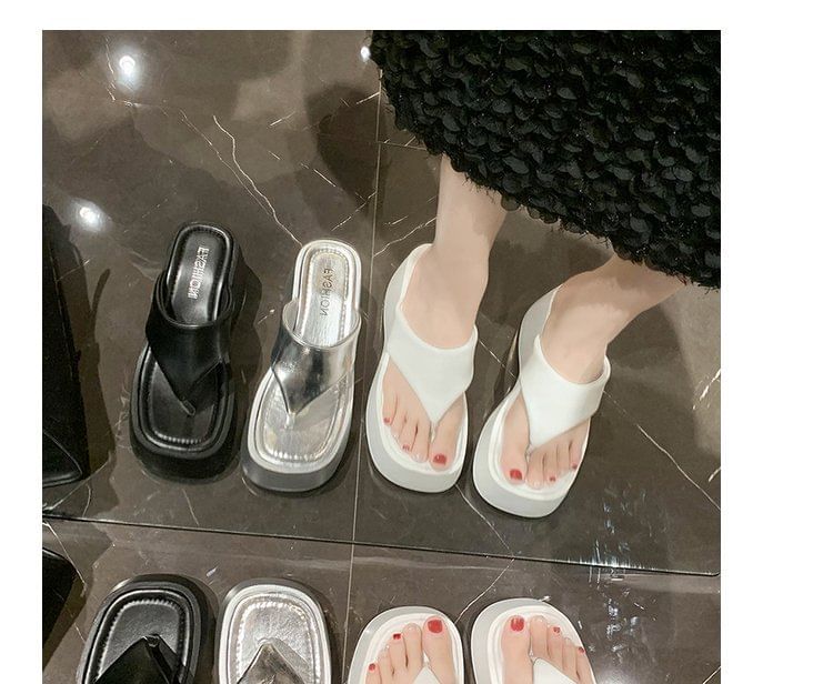 Platform Heel Wedge Flip-Flops