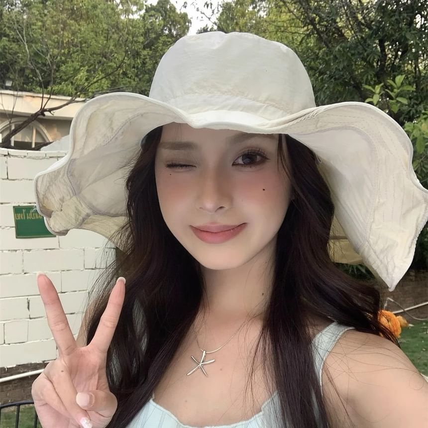 Ruffle Bucket Hat Plain Hiking