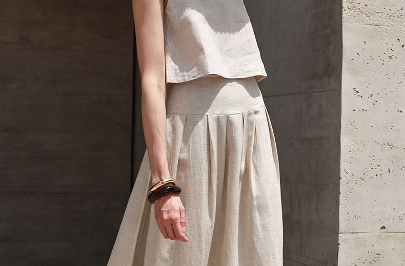 High-Rise Pleated Midi Flared Skirt