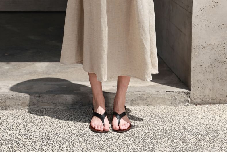 High-Rise Pleated Midi Flared Skirt