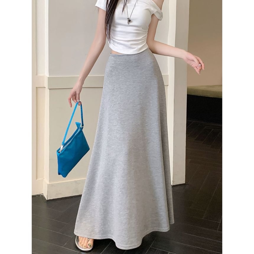 Mid-Rise Maxi A-Line Skirt