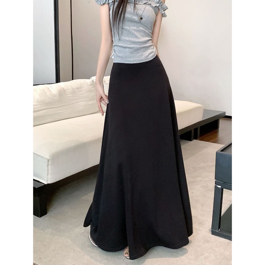 Mid-Rise Maxi A-Line Skirt