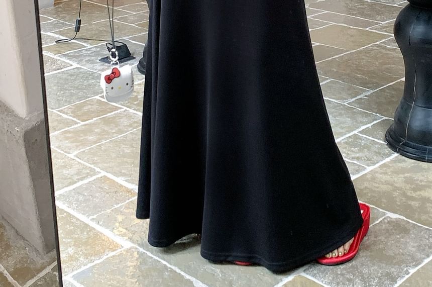 Mid-Rise Maxi A-Line Skirt