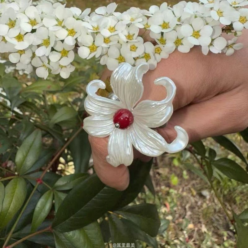 Elastic Alloy Pearl Ring Faux Floral