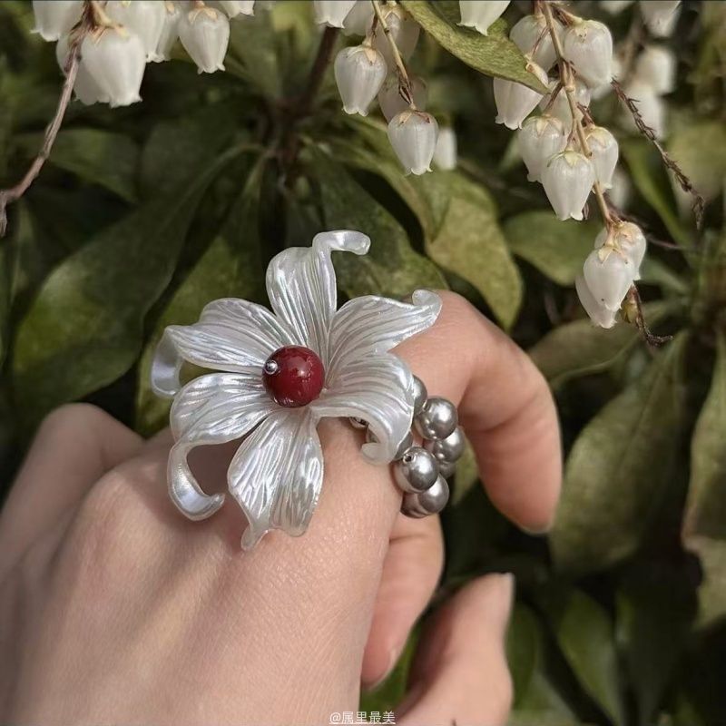 Elastic Alloy Pearl Ring Faux Floral