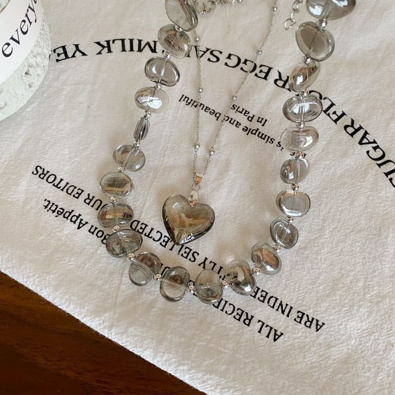 Heart Pendant Faux Crystal Choker Station