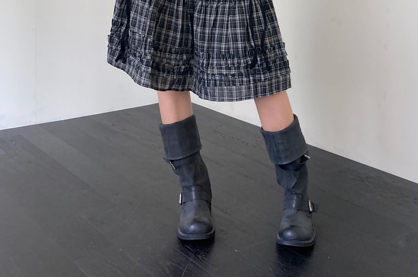 High-Rise Plaid Flared Skirt