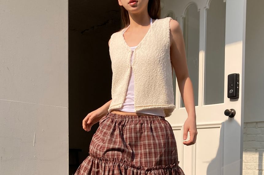 High-Rise Plaid Flared Skirt