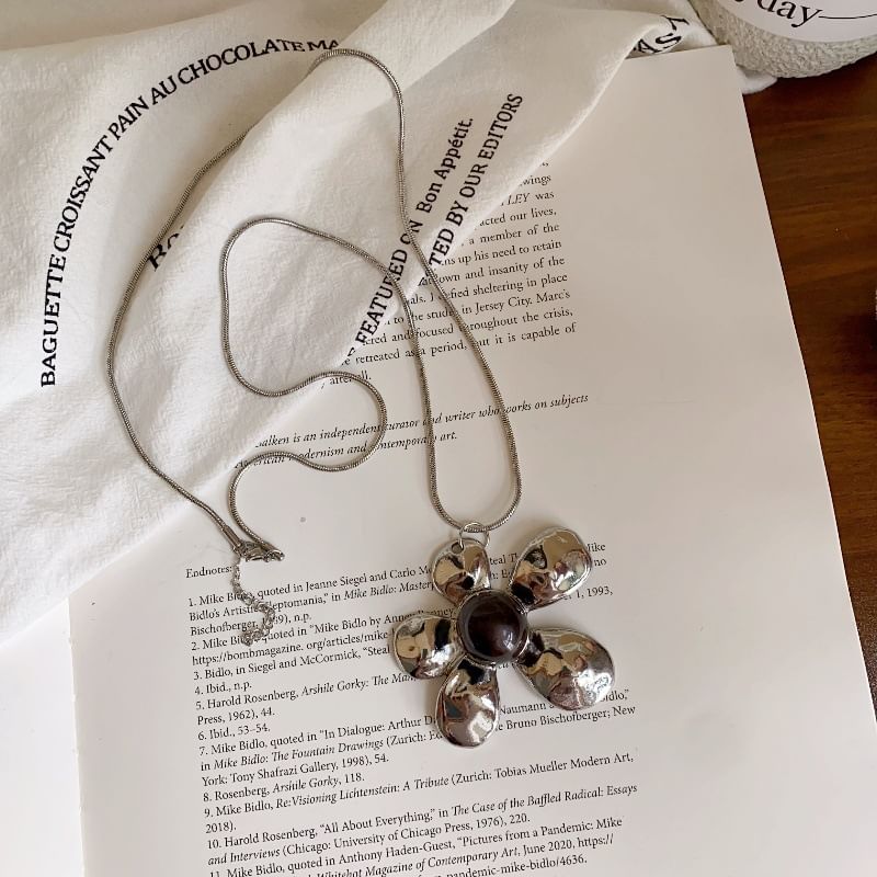 Chain Necklace Flower Statement Snake Pendant