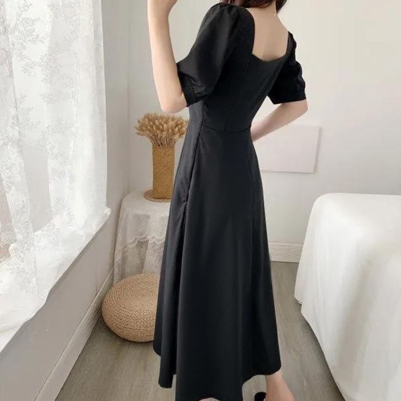 Plain Square Short-Sleeve Maxi A-Line Dress Neck