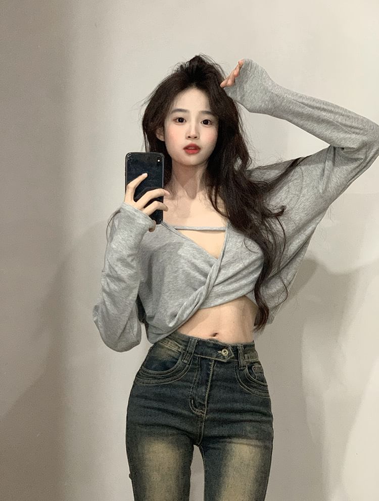 Twisted V-Neck Cropped Tee, Long Sleeved