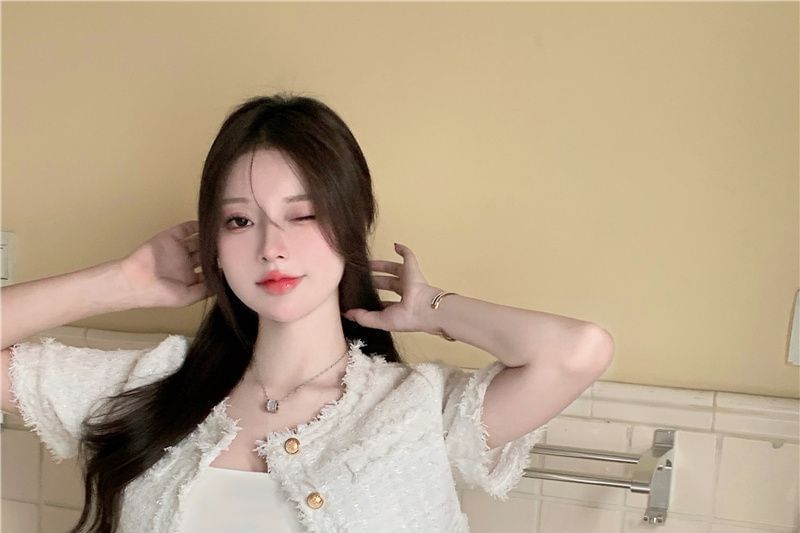 Short Sleeve Round Neck Fray Tweed Button Jacket