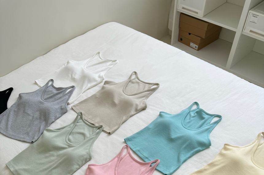 Top Tank Plain Knit Neck Scoop