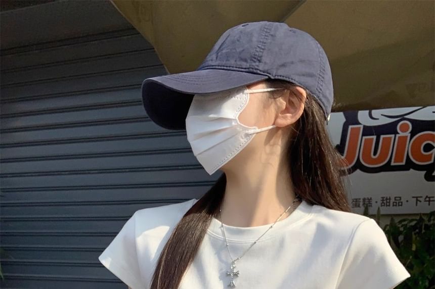 Plain Round-Neck Short-Sleeved T-Shirt