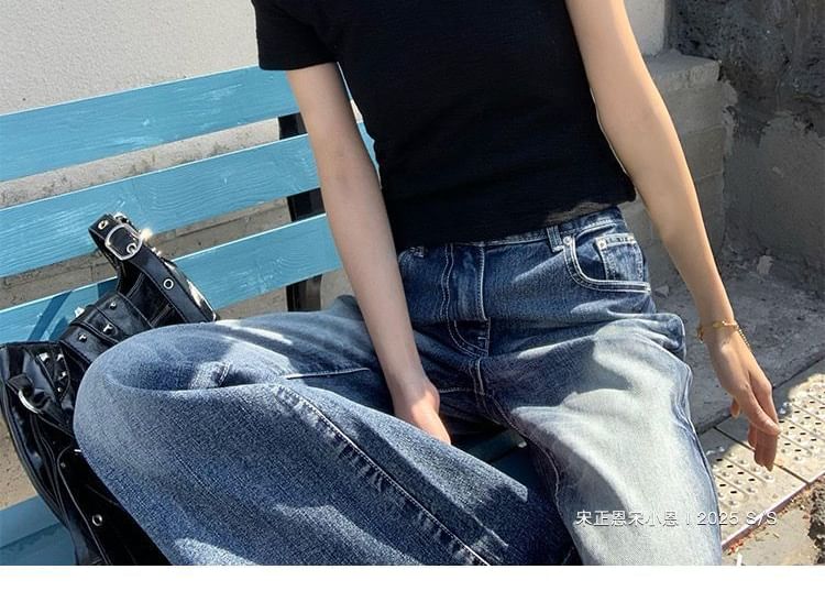 Plain One-Shoulder Short-Sleeved Top