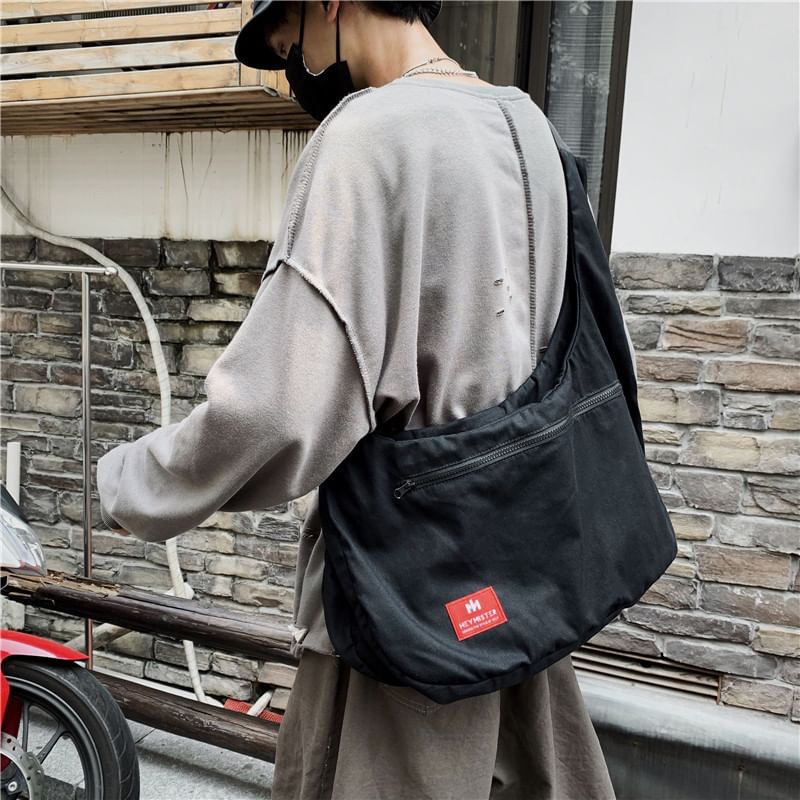 Messenger Tag Lettering Bag