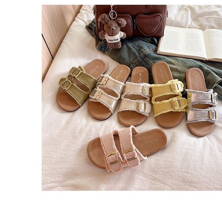 Plain Sandals Buckled Slide