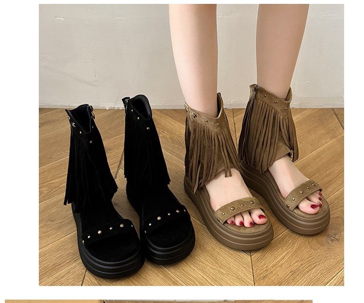 Platform Short Studded Boots Plain