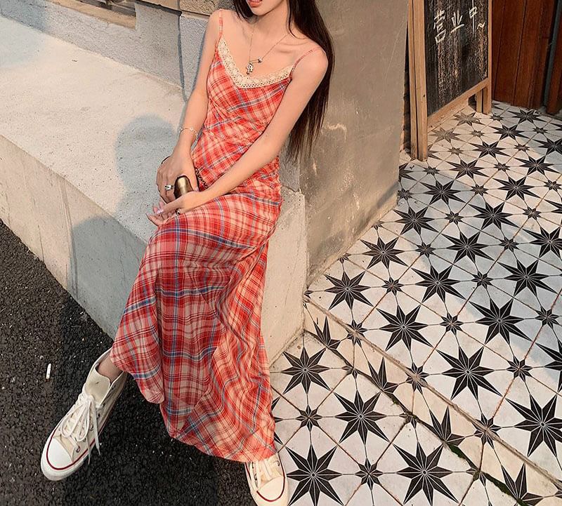 Spaghetti Strap V-Neck Plaid Lace Trim Midi A-Line Dress