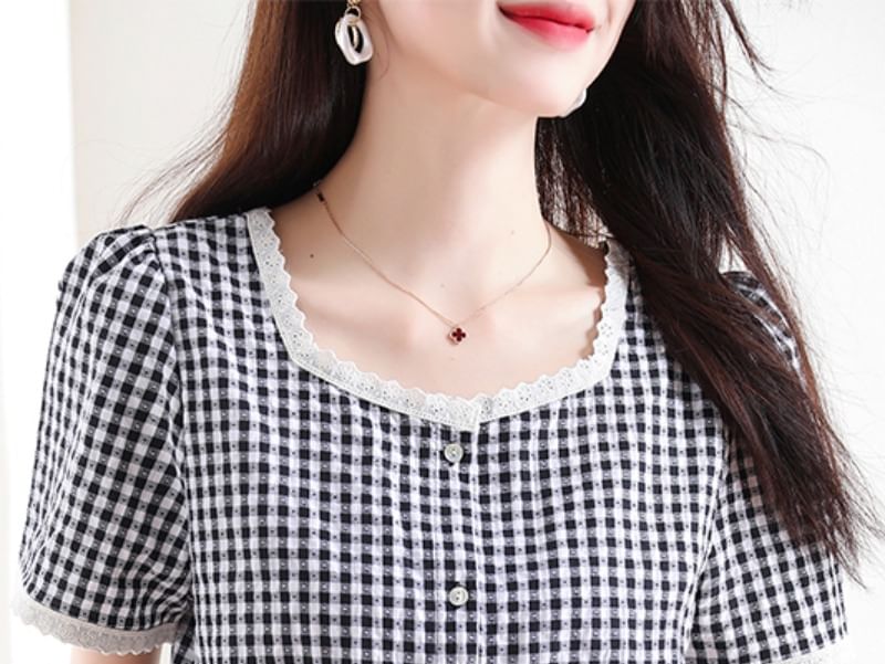 Gingham Square-Neck Lace-Trimmed Buttoned Mini Blouse