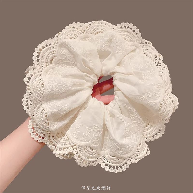 Trim Lace Ruffle Scrunchie