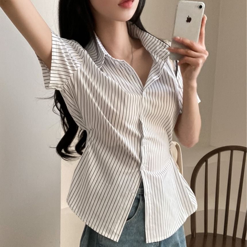 Striped Slim-Fit Short-Sleeved Shirt