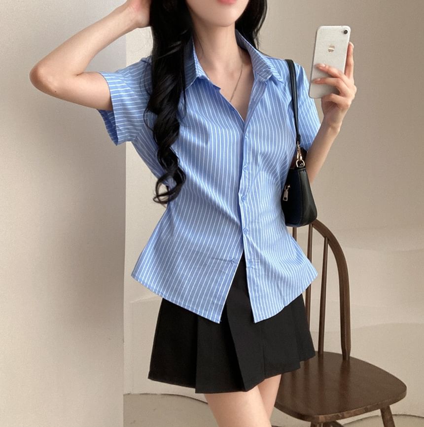 Striped Slim-Fit Short-Sleeved Shirt