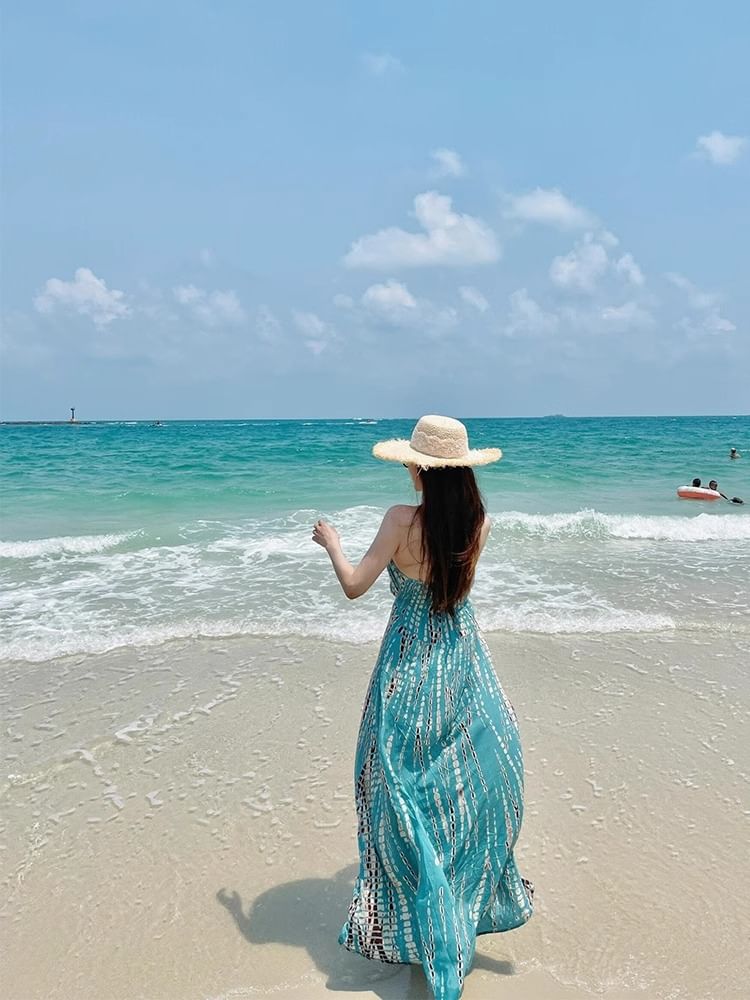 Maxi Neck Sleeveless Halter Dress Printed