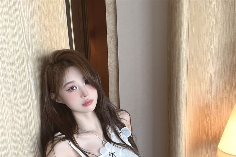 Tank Top Asymmetrical Floral Crop