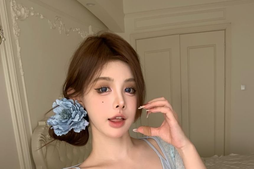 + Square Top Camisole Short-Sleeve Set: Neck