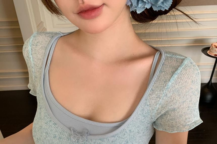 + Square Top Camisole Short-Sleeve Set: Neck