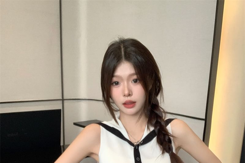 Knit Sleeveless Top Sailor Collar Button-Up