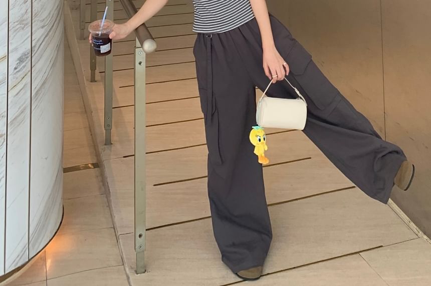 Short-Sleeve Off-Shoulder Striped Eyelet Lace Trim Crop Top / High Rise Plain Baggy Cargo Pants